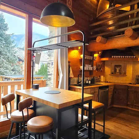 Le Cosy Departs Alpe D'huez 2 Alpes La Grave Et Col D'ornon Detente Jacuzzi Piscine Sauna Bar Billard 木屋 Le Bourg-dʼOisans